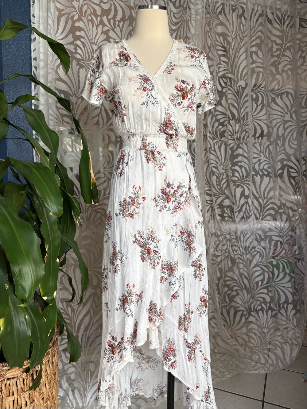 NWT American Rag Ruffle High-Low Maxi Dress Floral Juniors Church Date Night